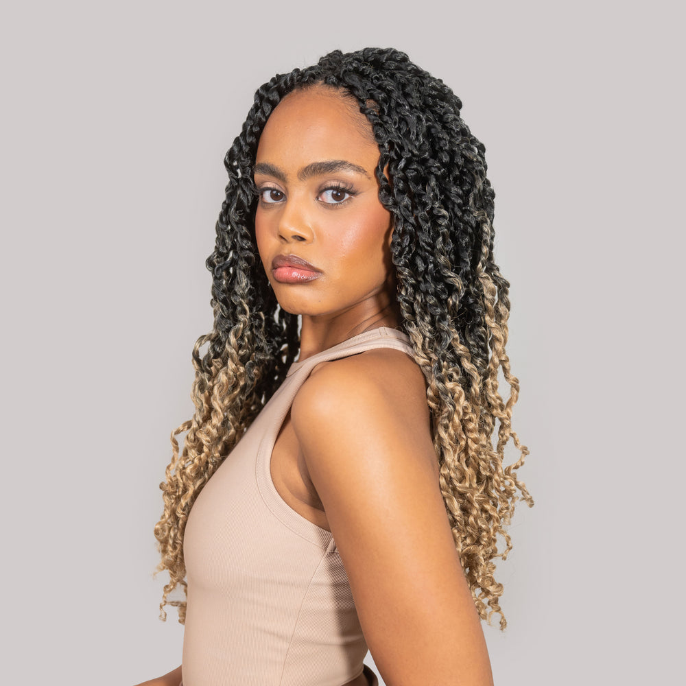 Boho Majesty Passion Twists in Light 18"®
