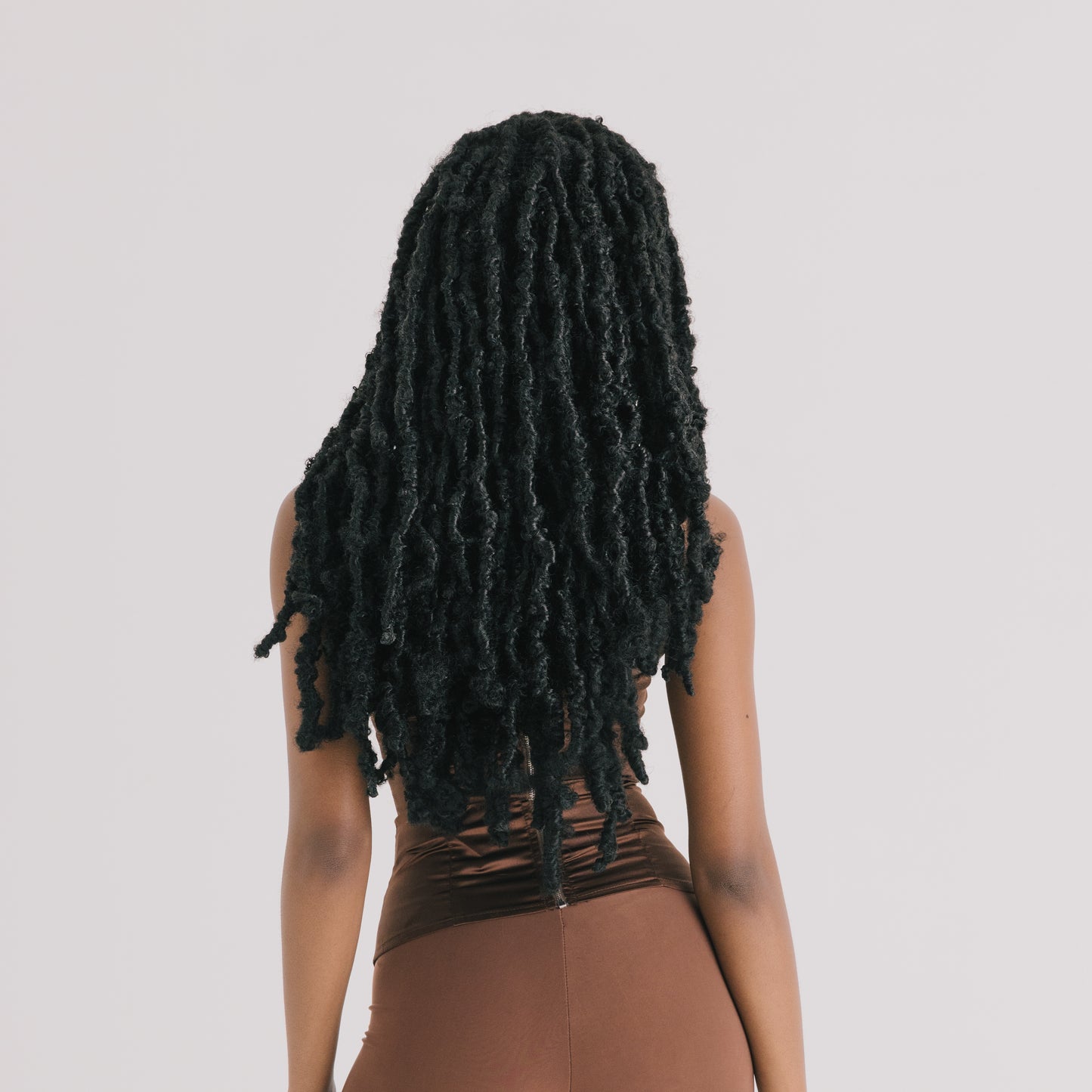 Distressed Goddess Kit in Naturel 22"®