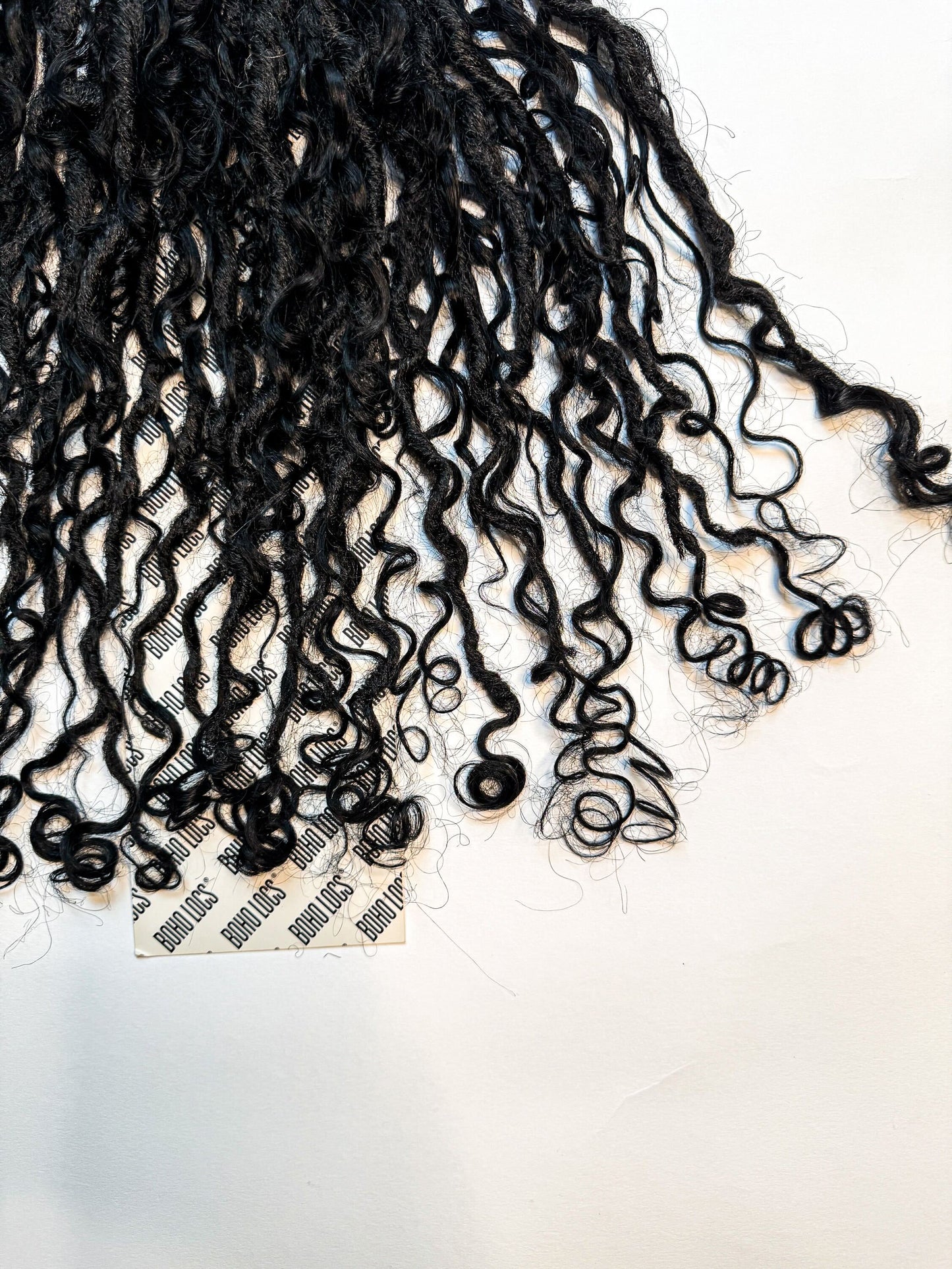 Burmese Curly Human Hair Hybrid Locs in Naturel 22"