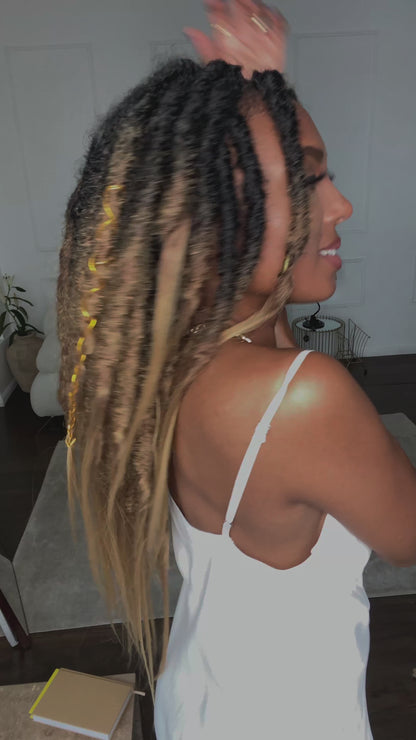 Boho Silk Locs in Bronde 24"®