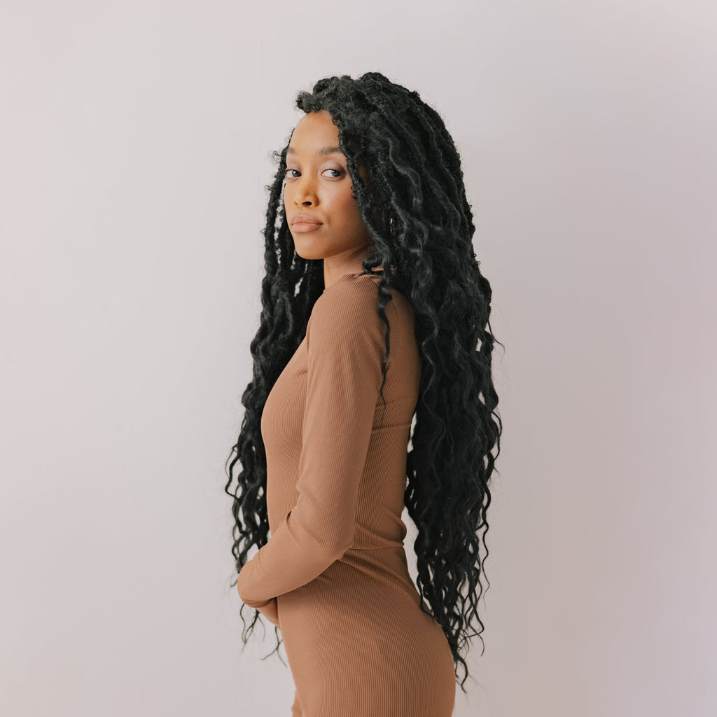 Distressed Queen Kit in Naturel 24"®